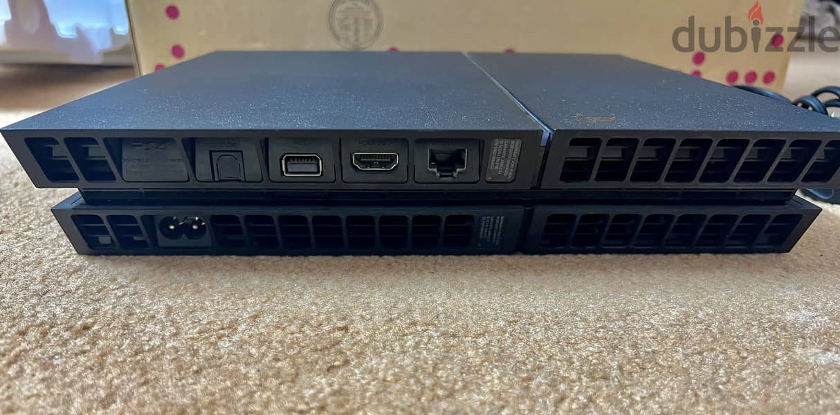 Playstation 4 • 2 Dualshock Original • PS Camera • LIKE NEW 4