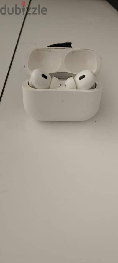 للبيع سماعة AirPods Pro 2 (نسخة)