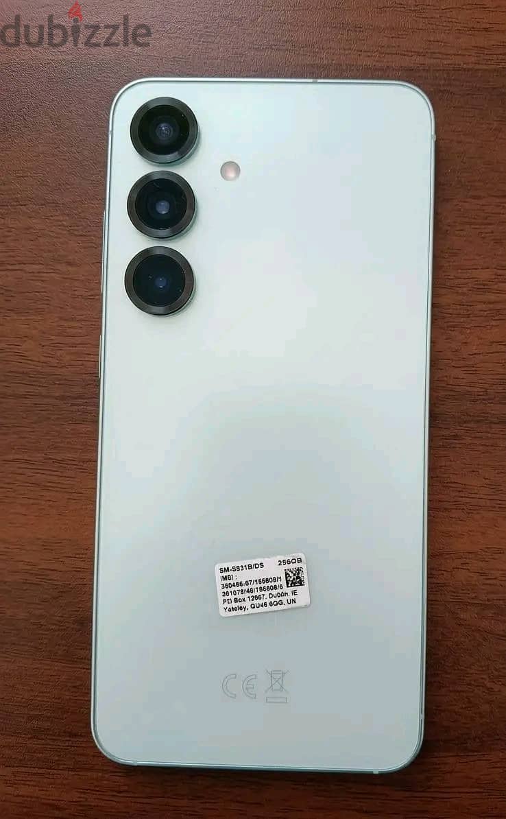 Samsung S25 1