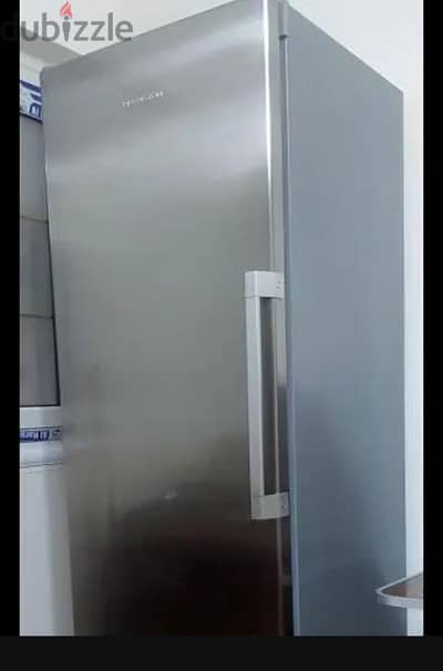فريزر اريستون 7 درج شحنة شركة بحالة ممتازة جدا