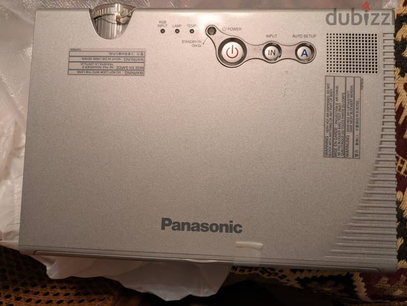 Panasonic PT-LC80E Projector 3