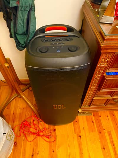 Jbl party box 720