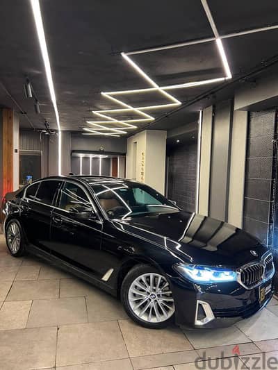 بي ام دبليو 520 2021 - BMW 520 2021