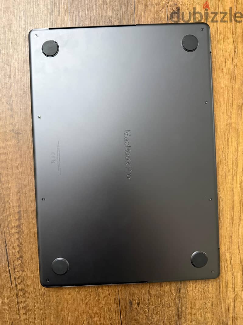 MacBook Pro M5 14-inch 2