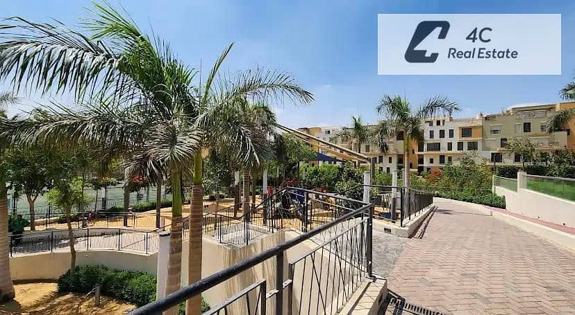 شقة بـ٣ غرف نوم في ايست تاون، صورة ٥ من ١٠