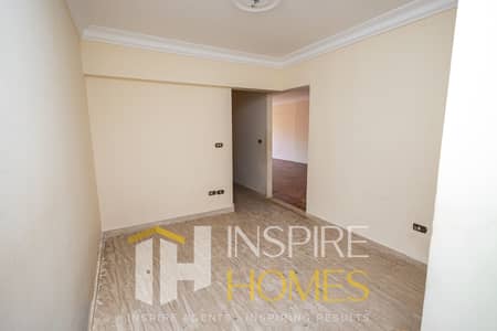 Licensed Apartment for Sale on One of Kafr Abdo’s Most Prestigious Streets