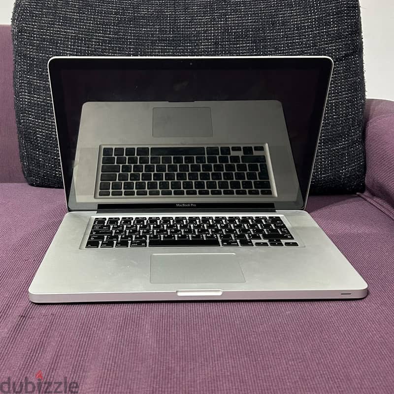 للبيع MacBook 1