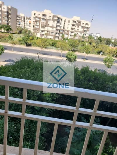 للايجار قانون بسعر لقطه 2نوم 2حمام مساحه 96 فى البى11 فيو شارعmm