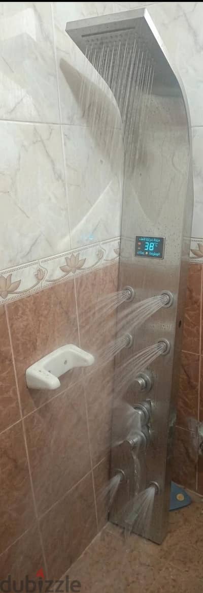 شاور بانل استانلس دش مساج وشاشة ديجيتال بحالة ممتازة