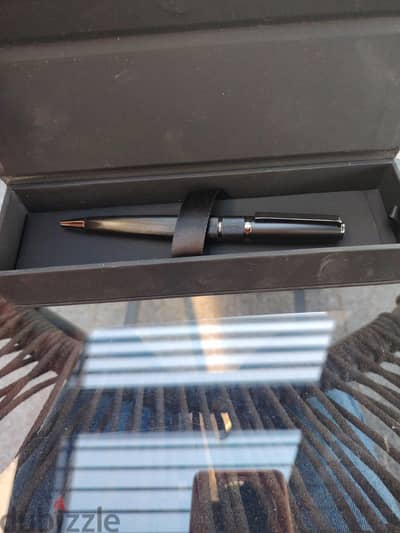 Hugo Boss Ballpoint Pen Gear Icon Black - Blue Ink
