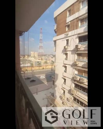 Bargain price for a quick sale: 221 m² apartment on the 5th floor in Zone 1 of Nasr City, next to Tayba Mall and Nasr Road One of the finest buildings