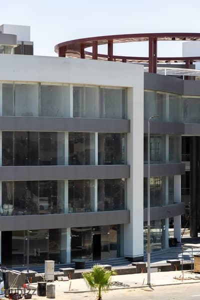 Shop for sale Ready to move with installments in Sheikh Zayed