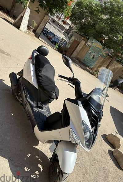 Scooter Sym joyride evoi 200cc - سكوتر جوي رايد ٢٠٠