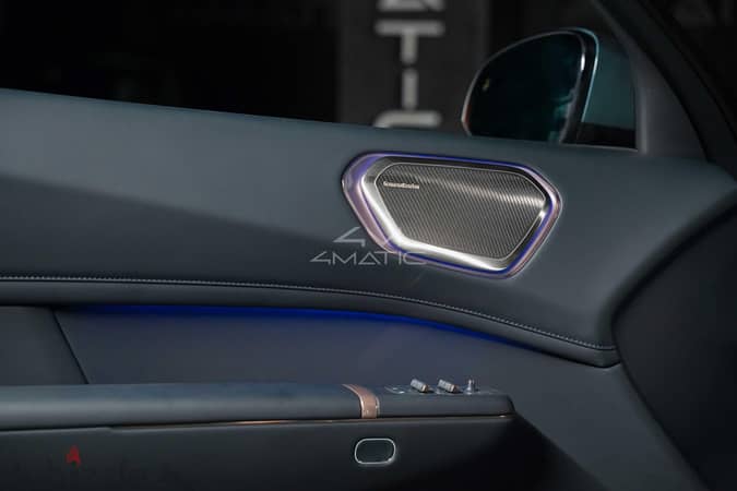 Lynk & Co 900 Black 2026
