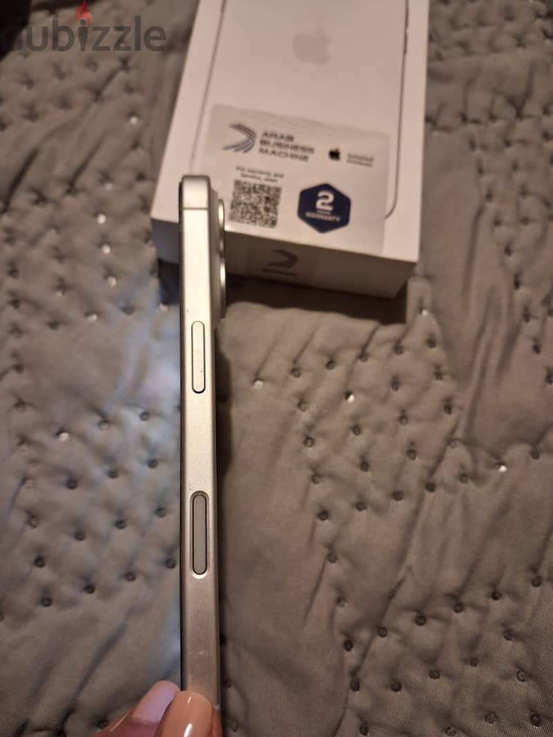 Apple - iPhone 16 2