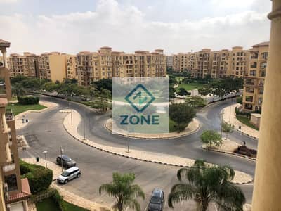 للايجار شقه 211م البى1 بحرى فيو ميدان وجاردن خطوات للنادى والخدمات