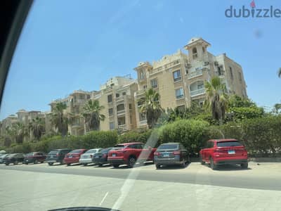 شقة ١٥٠م صافي، كمبوند اللوتس،التجمع الخامس،على محور الجامعة الأمريكية