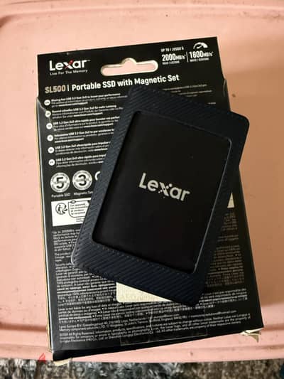 Lexar 1TB Portable SSD + Magsafe Magnetic Set for iPhone 15/16/17