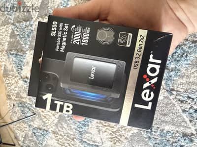 Lexar 1TB Portable SSD + Magsafe Magnetic Set for iPhone 15/16/17