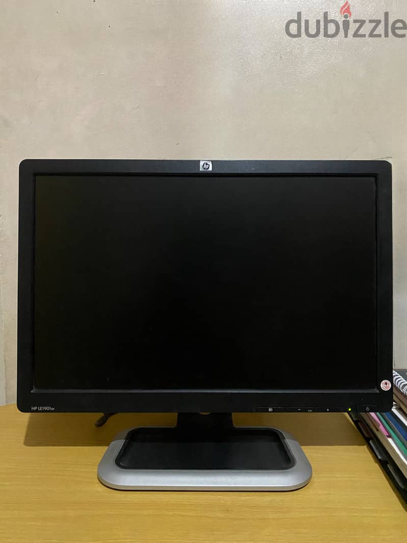 HP LE1901w 1