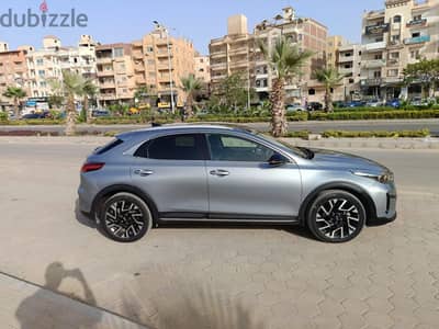 كيا اكسيد 2024 هاى لاين فابريكة بالكامل بحالة الزيرو صيانات توكيل