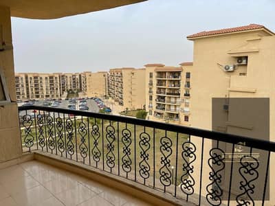 شقه للايجار في الرحاب 162 متر قانونخطواط من السوق الشرقي فيو وايد جاردن  Al Rehab City, Cairo