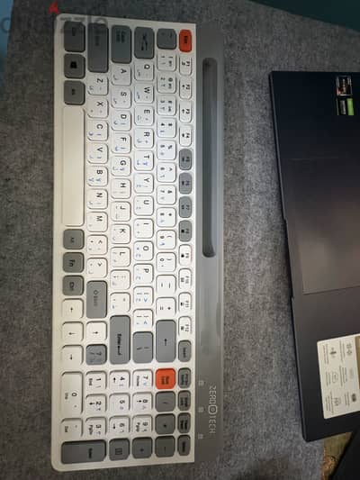 Wireless keyboard zero tech  (ZPCK-WLLWK)