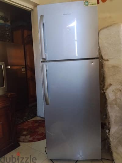 ثلاجه hisense   حاله جيده