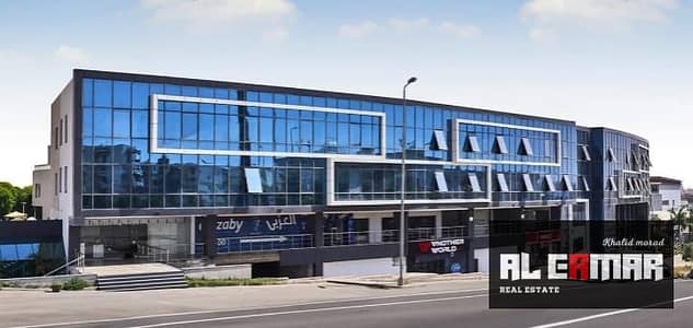 Administrative office for rent in Dunes Mall, Sheikh Zayed, next to the American School.