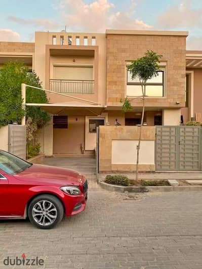 In the most distinguished location in the compound, I own a villa with a unique layout in the Saray compound in front of the Open Air Mall of Madinaty