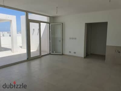 شاليه للبيع متشطب بالكامل دور أرضي بجاردن ، 3 غرف نوم، في قرية سولت – رأس الحكمة، الساحل الشمالي.