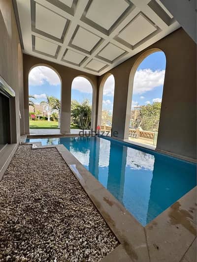 تاون هاوس متشطب بالكامل للبيع في بالم هيلز | Palm Hills التجمع الخامس  في موقع مميز بالقرب من الجامعة الأمريكية AUC
