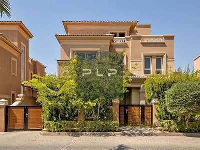 Resale corner townhouse in La Vista City compound—ready to move, distinctive view, at the old price. Resale corner townhouse in La Vista City compound—ready to move, distinctive view, at the old price.
