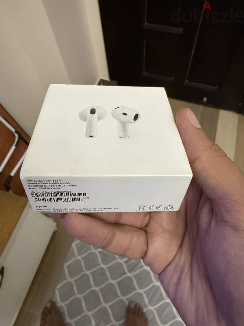 AirPods 4 1