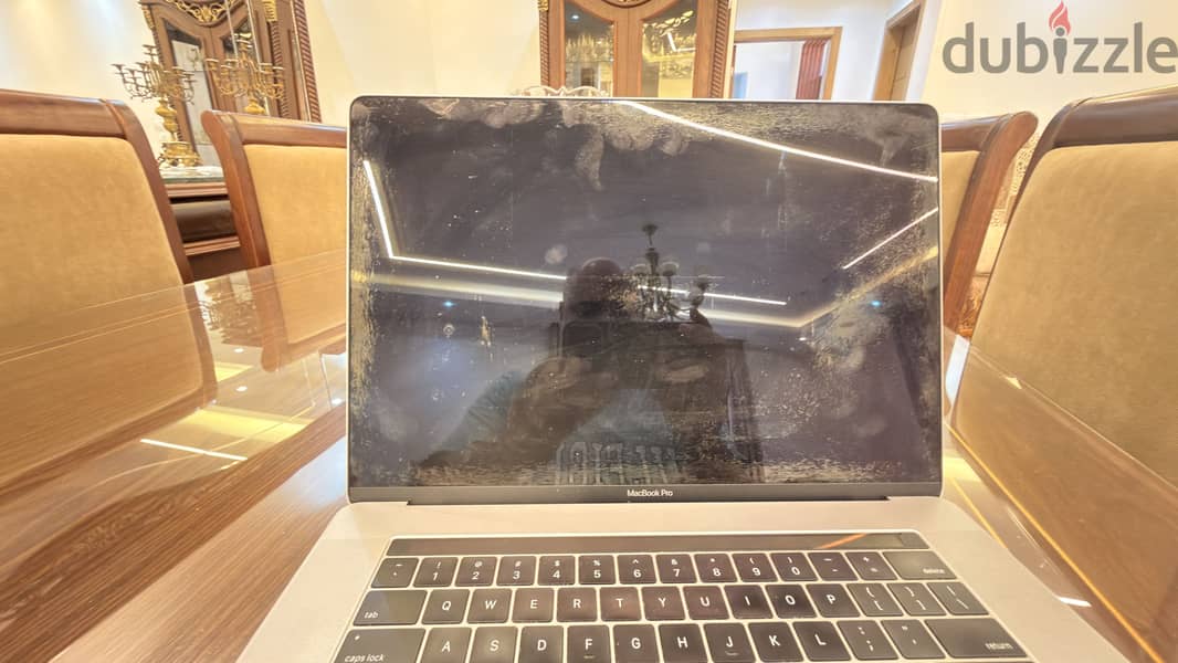 MacBook Pro very good condition 14