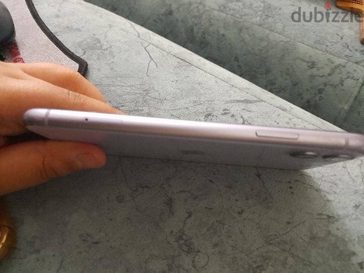 Apple - iPhone 11 7