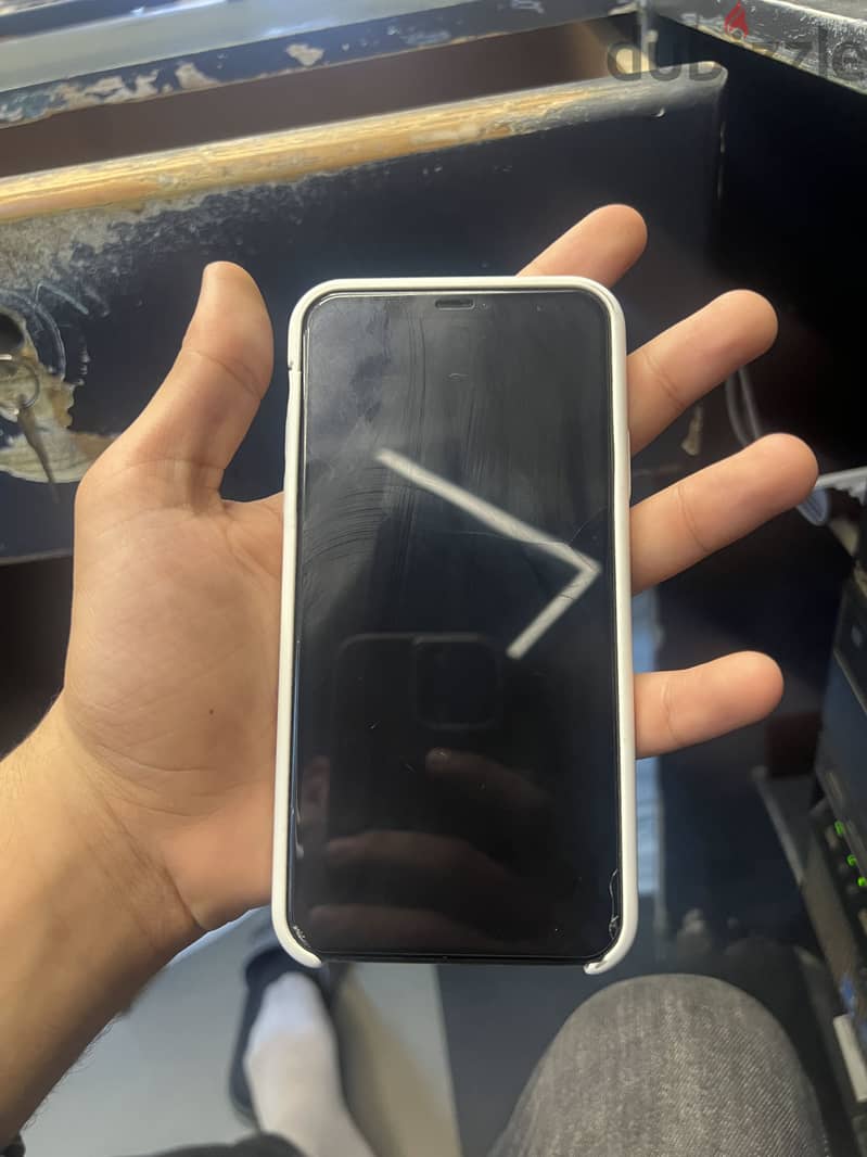 Apple - iPhone 11 Pro Max 1