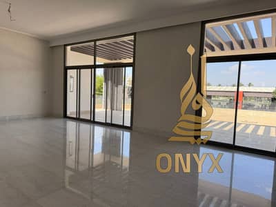 Elle Saab Resale Villa 342 sqm for Sale, Below Market Price, Ready to Move in Cairo Gate, Sheikh Zayed