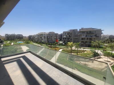 شقه مميزه بالتكيفات للايجار في V Residence
