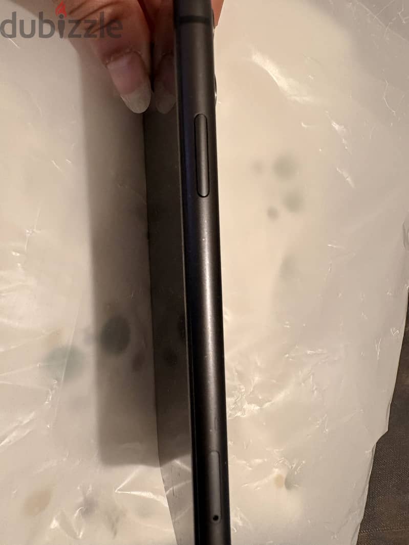Apple - iPhone 11 6
