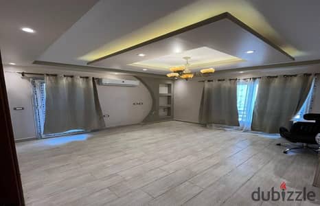 Apartment with Kitchen and ACs -View clubhouse for rent in the square