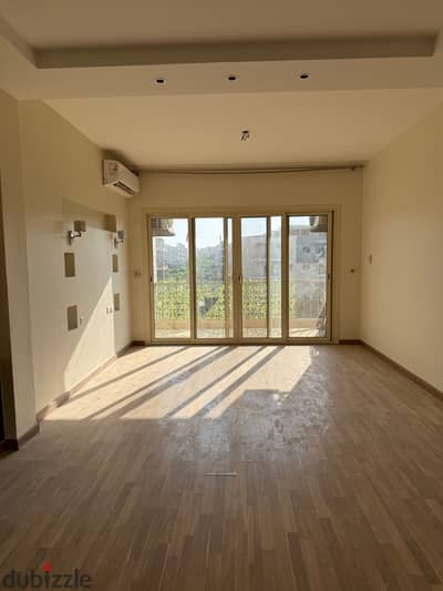 Apartment 134m for rent with kitchen and air conditioning in the Address Compound