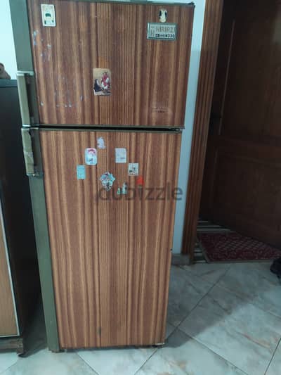 ثلاجة كريازى ١٤ قدم مستعملة