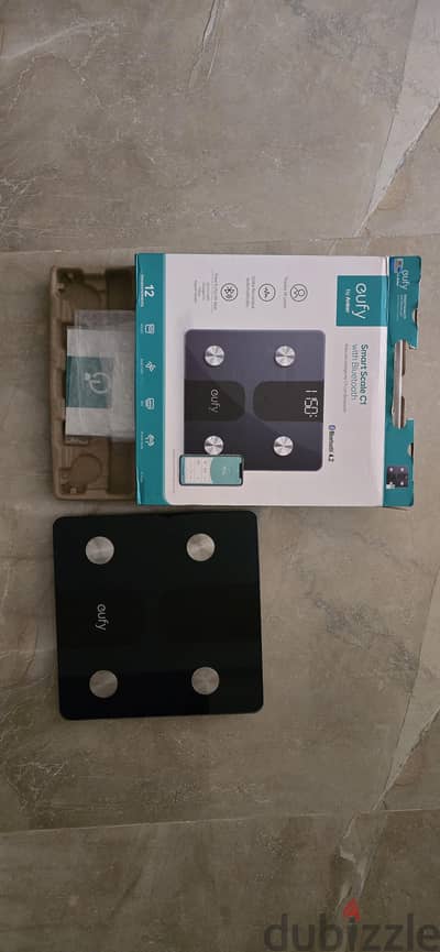 Eufy Smart Scale C1 Barely used with Box included
