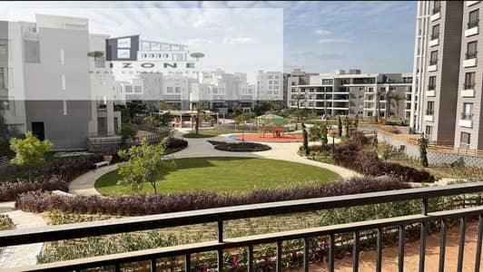 أفضل سعر شقة للإيجار في كايرو فيستيفال سيتي ليفينج CFC Living القاهرة الجديدة New Cairo 235 متر 3 غرف نوم وغرفة مربية