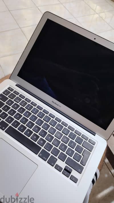 used macbook air 13" 2011