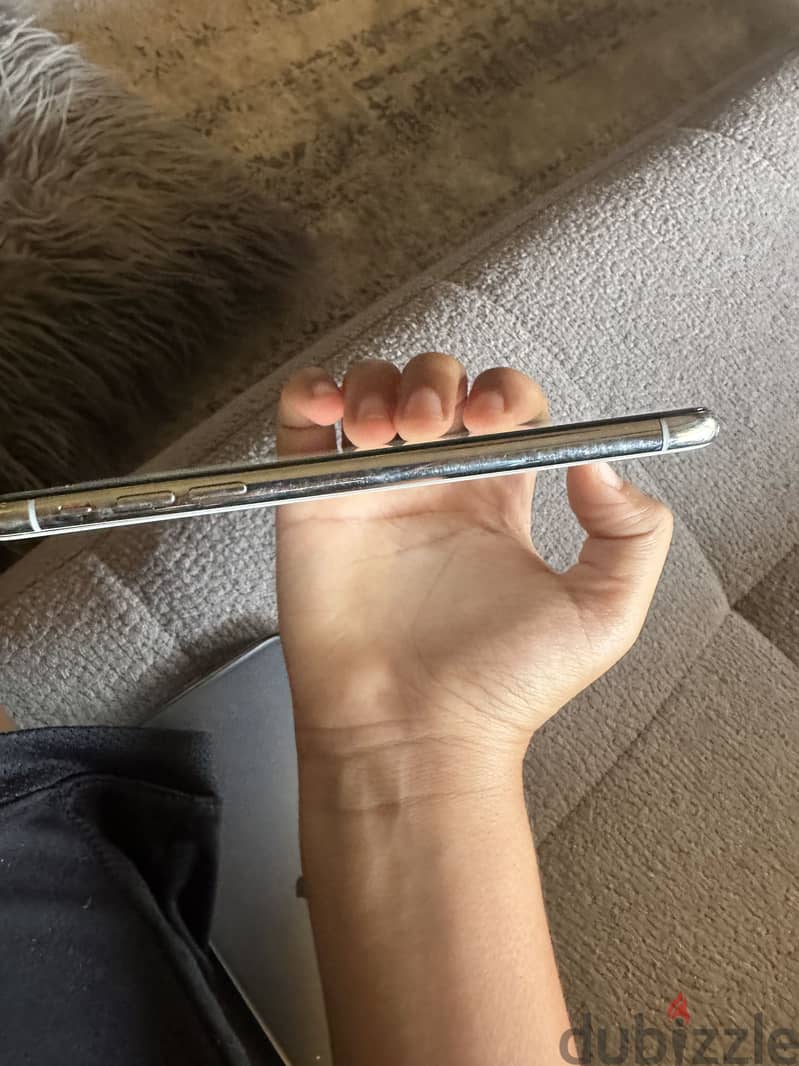Apple - iPhone X 5