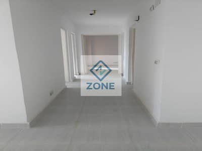 Apartment for rent, 3 bedrooms, 2 bathrooms, 124 square meters in B6