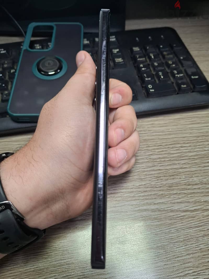 Oppo reno 12 1
