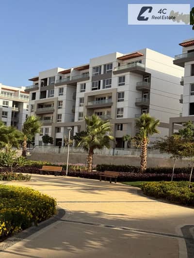 شقة بحري اقل سعر متاح 216 م للبيع  في كمبوند هايد بارك التجمع الخامس hyde park fifth settlement new cairo